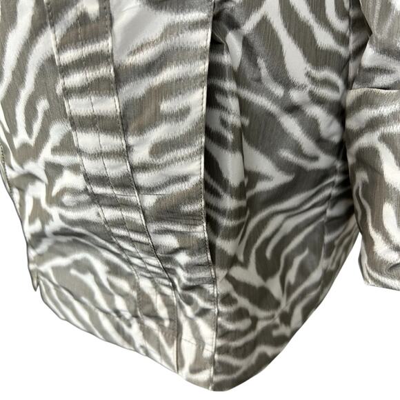 Tribal Zebra Windbreaker Jacket Women's Size 10 Gray Ivory Animal Print Full Zip - Picture 7 of 11